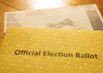 US Supreme Court decision blocks Trump administration mail-ballot rule ahead of 2026 midterm elections.