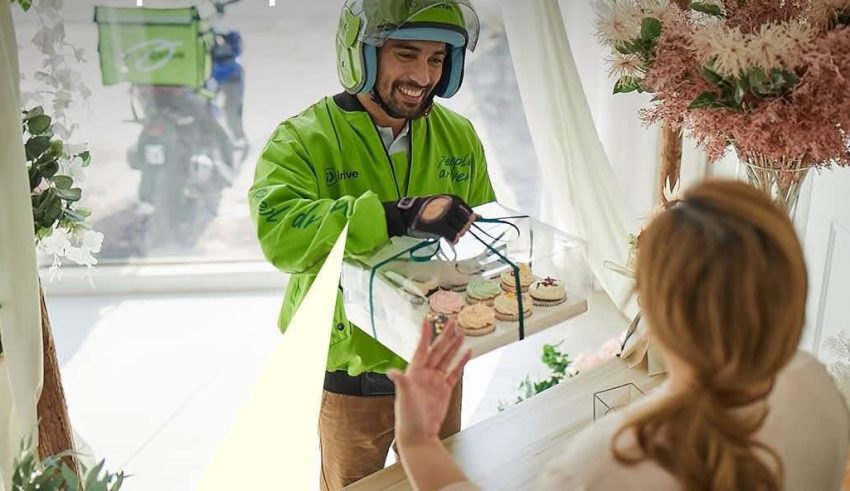 inDrive Courier delivery service handling food and everyday orders in Pakistan