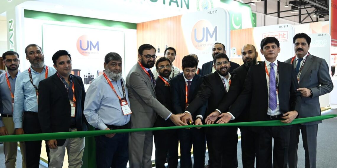 Pakistan Consul General Hussain Muhammad inaugurating the Pakistan Pavilion at Middle East Energy 2026 in Dubai
