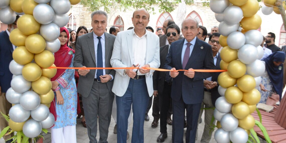 SMIU officials and guests attend the 142nd Foundation Day celebration of Sindh Madressatul Islam in Karachi