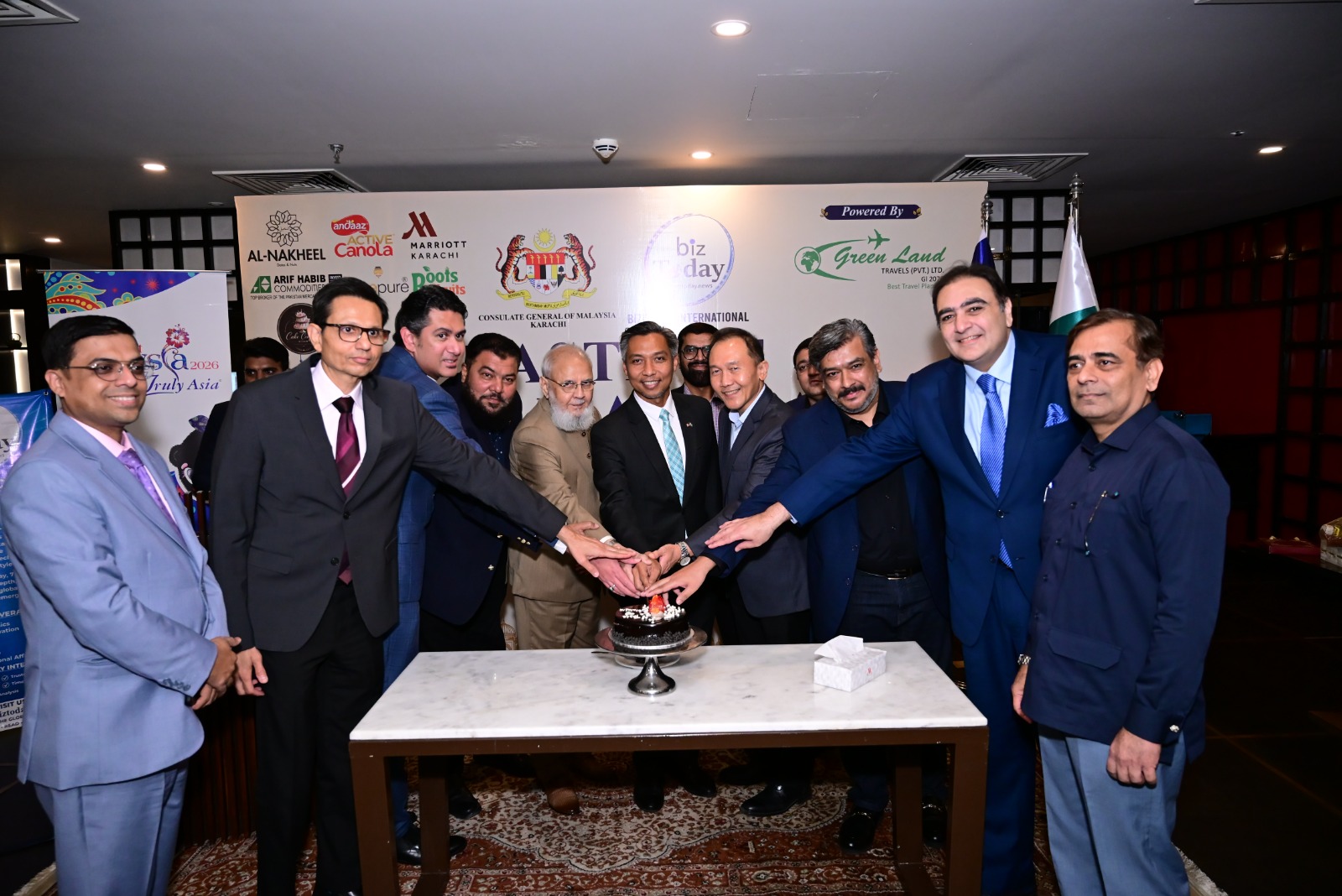 ests attending the Taste of Malaysia cultural event at Karachi Marriott Hotel