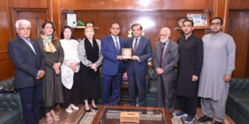Mian Zahid Hussain meets a Houston-based US trade delegation at Federation House Karachi