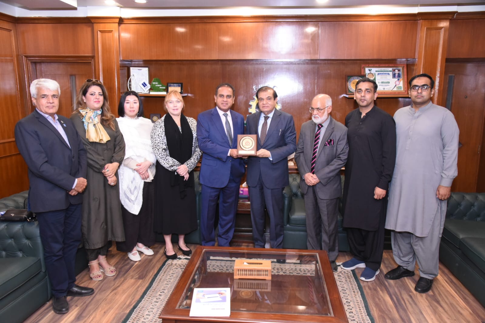 Mian Zahid Hussain meets a Houston-based US trade delegation at Federation House Karachi