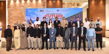 ITC and Mansha Brothers representatives showcase next-generation audiovisual, display and lighting technology in Islamabad.