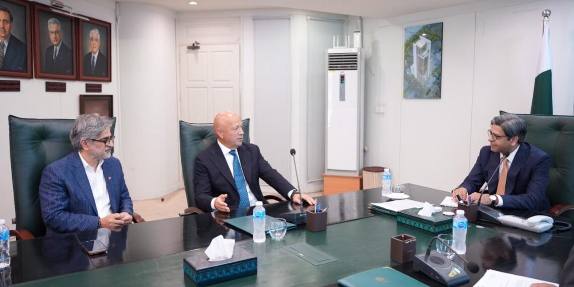 SECP Chairman Kabir Ahmed Sidhu meeting VEON and JazzWorld executives in Islamabad