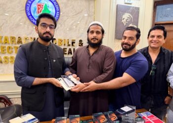 KMEDA efforts to recover Customs-held mobile phones and goods for Karachi traders