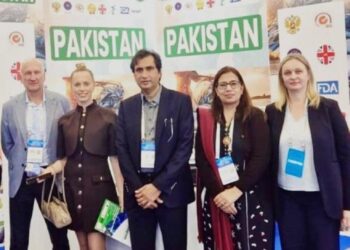 Pakistani seafood exporters meet Russian buyers at a St Petersburg exhibition.
