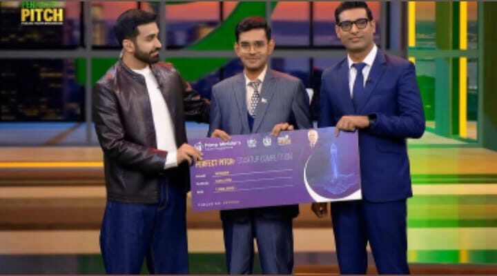 Muhammad Mahad Arif presenting limestone-based plastic alternative on HUM News Perfect Pitch