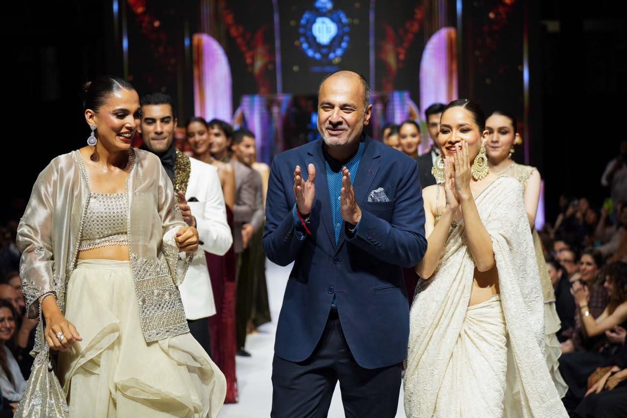 LAAM Fashion Week Kaleidoscopic Karachi runway showcase at IVS Karachi