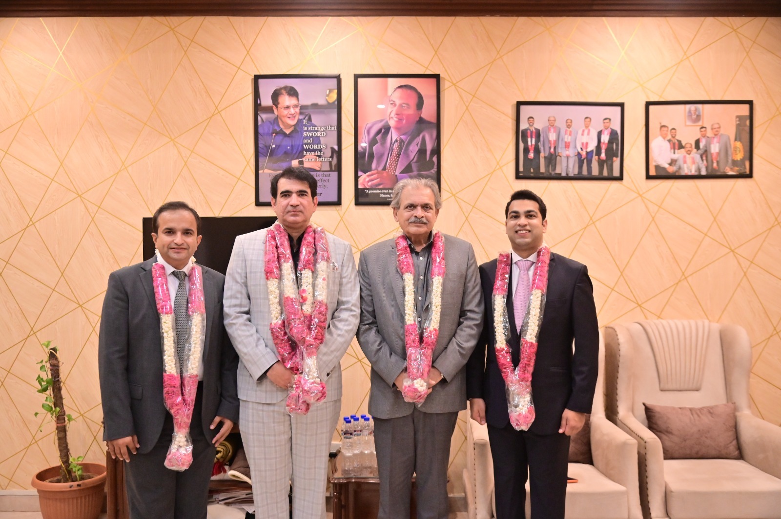 KATI President Sheikh Umer Rehan with newly elected office-bearers and Deputy Patron-in-Chief Zubair Chhaya