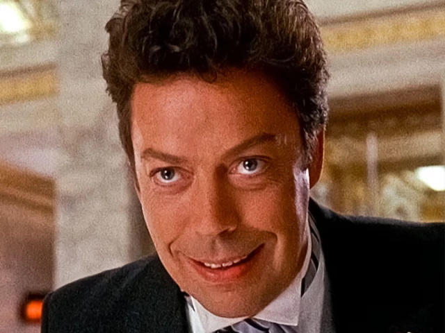 Actor Tim Curry known for The Rocky Horror Picture Show and Pennywise in It