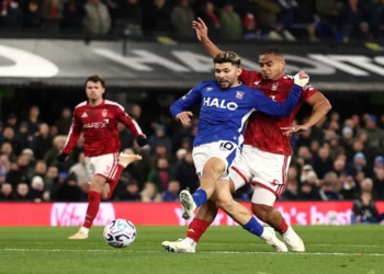 Nottingham Forest players compete against Ipswich Town during their 1-1 Premier League match at Portman Road.