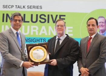 SECP officials and insurance experts discuss inclusive insurance in Pakistan.