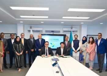 PAFLA and HBL officials at the MoU signing ceremony to support freelancers in Pakistan