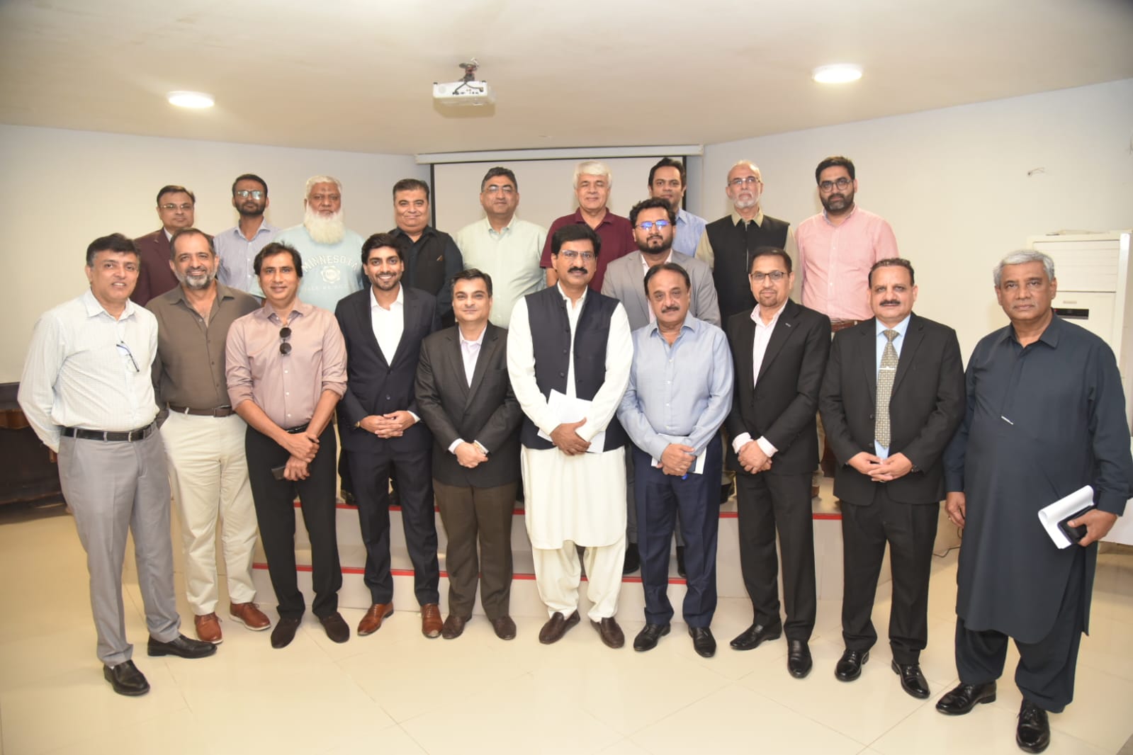 FPCCI fisheries committee members attend the inaugural meeting on Pakistan’s seafood exports and aquaculture development.