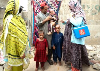 Rotary International and Pakistan’s polio eradication campaign promote vaccination, community engagement and protection for children.