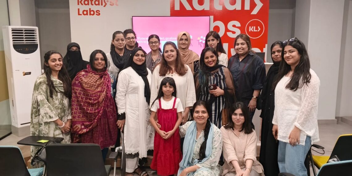 Graduates and representatives of HBL, Visa and Katalyst Labs attend the She’s Next Karachi certificate ceremony in October 2026.