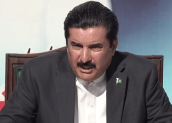 Khyber Pakhtunkhwa Governor Faisal Karim Kundi speaking about the PTI long march
