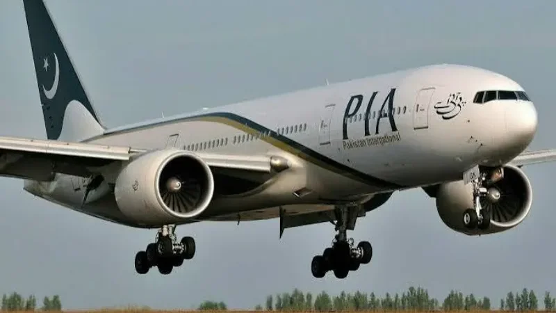 Adrian Hamilton Manns, chief executive of Oman-based SalamAir and reported nominee for PIA CEO